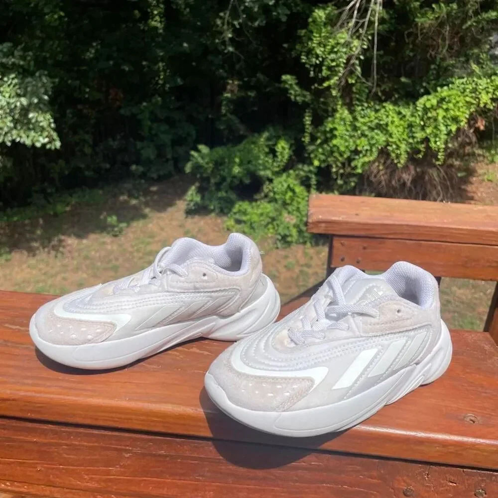 Adidas Ozelia Toddler 11 cream easy on sneakers